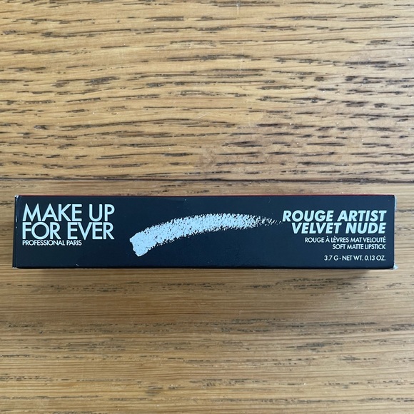 Makeup Forever ROUGE ARTIST VELVET NUDE
SOFT MATTE LIPSTICK 107 Cosy Taupe NWT - Picture 12 of 12